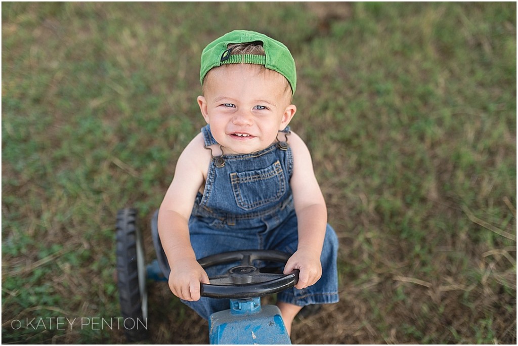 Athens Atlanta Baby Tractor Photographer Farm Photographer_2317